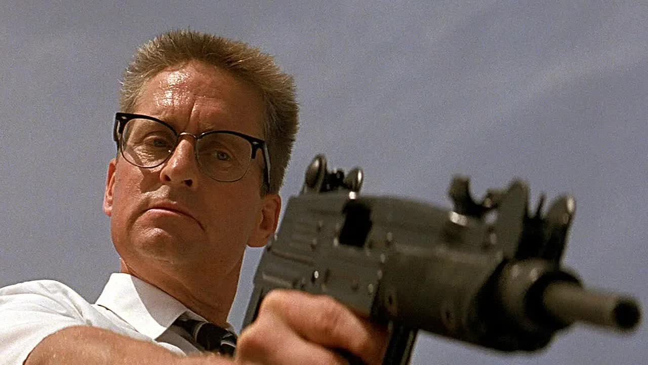 导弹工程师被生计所逼，成为犯罪狂魔，这一切究竟是谁的错？？？