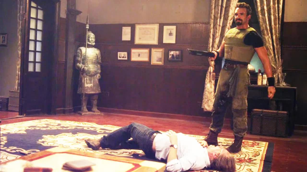 顶级特种兵被骗，为一个“腰子”，横扫50个雇佣兵！